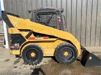 CAT 252