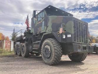 Oshkosh M1070