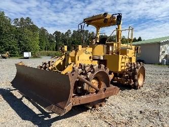 CAT 815 B