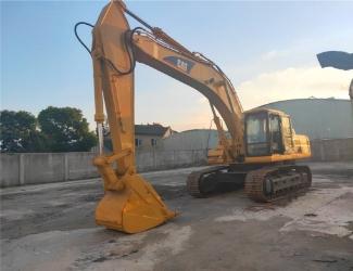CAT 330B