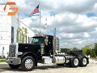 Peterbilt 389