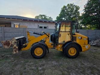 CAT 906