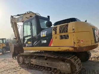 CAT 320 D2