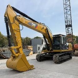 CAT 330d2