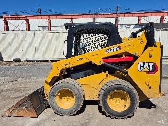 CAT 242 D