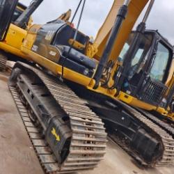 CAT 325 D