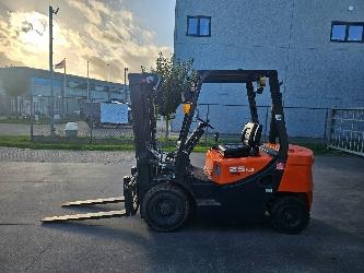 Doosan D 25 G