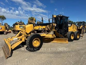 CAT 12M