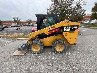 CAT 246D