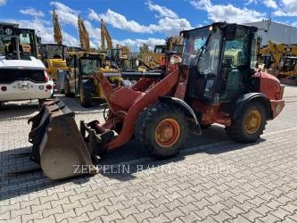 CAT 906H