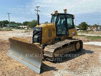 CAT D4
