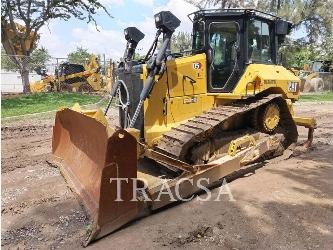 CAT D5