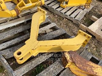 CAT D6R DRAWBAR