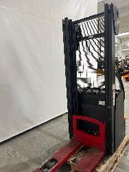 Hyster S1.2