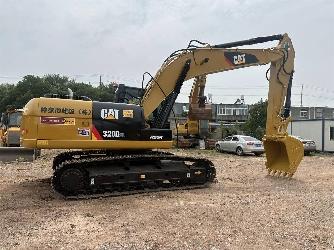 CAT 320 D2L