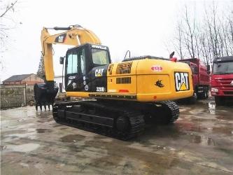 CAT 320D