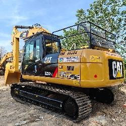 CAT 323D2L