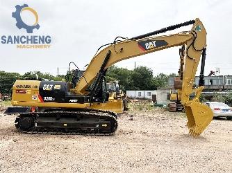 CAT 320 D