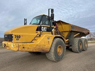 CAT 740