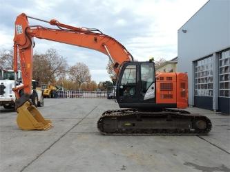 Hitachi ZX225