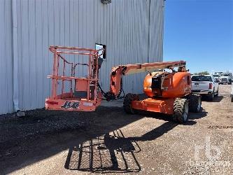 JLG 600A