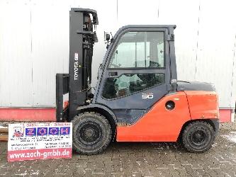 Toyota 40-8FD50N