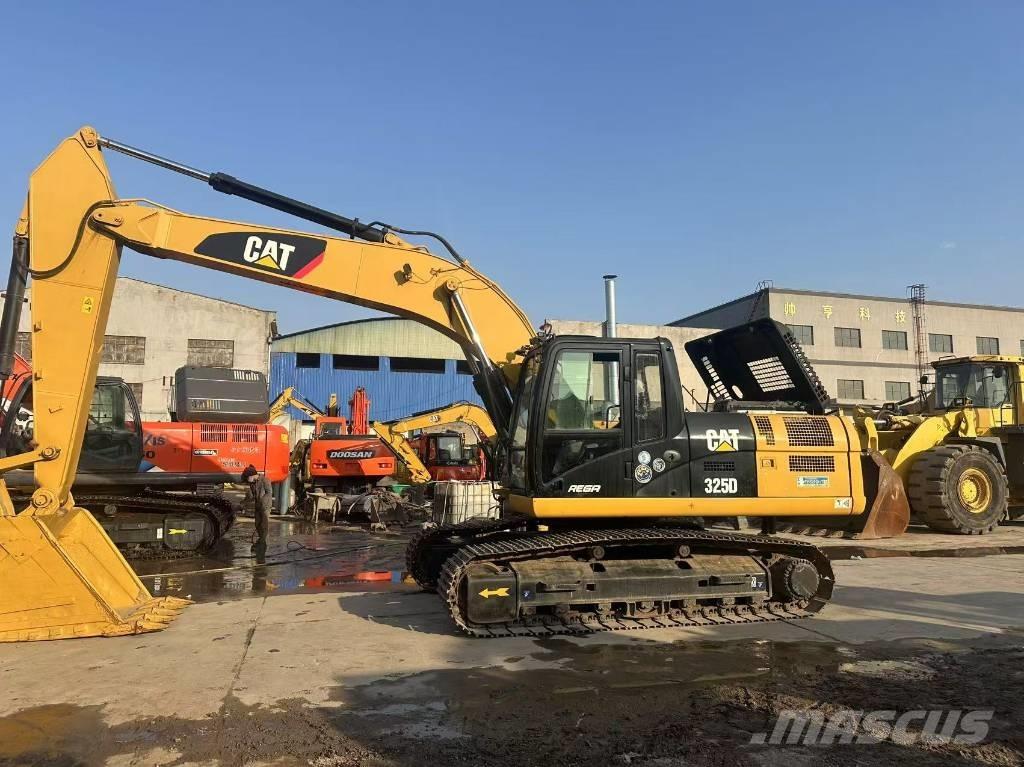 CAT 325 D Гусеничные экскаваторы