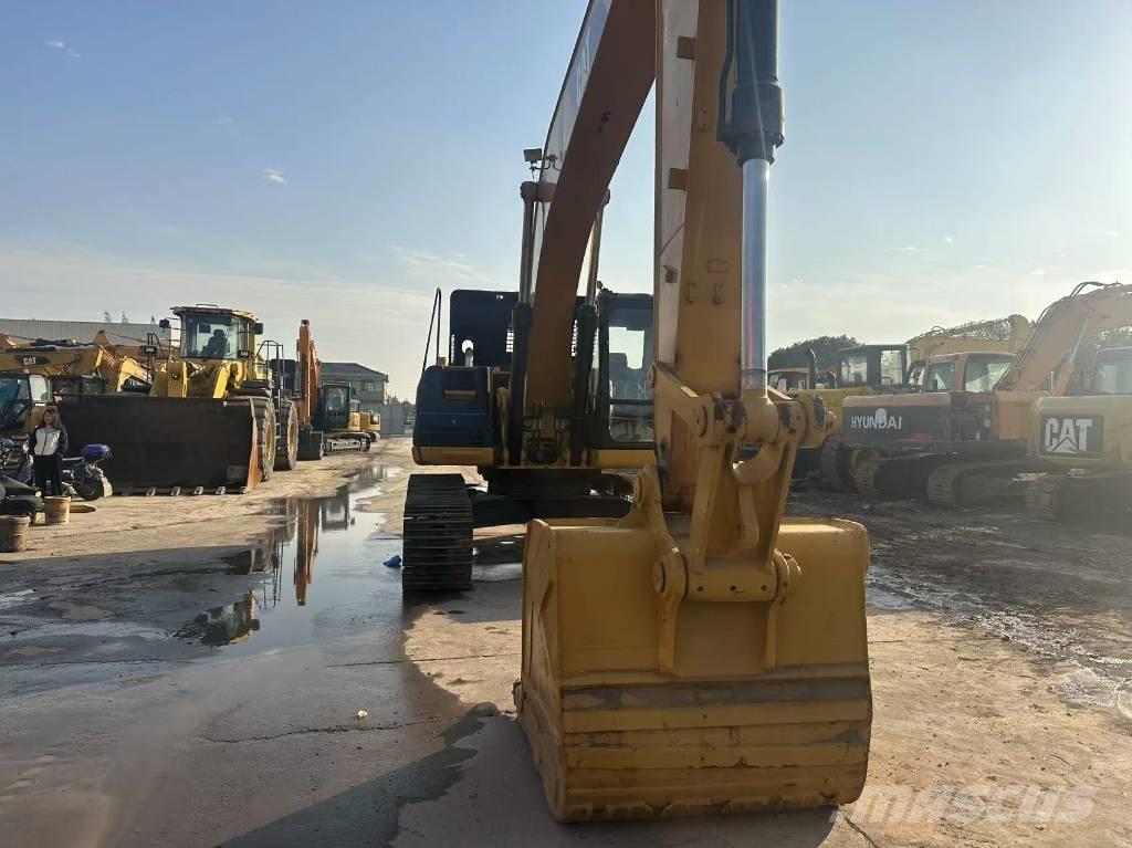 CAT 325 D Гусеничные экскаваторы