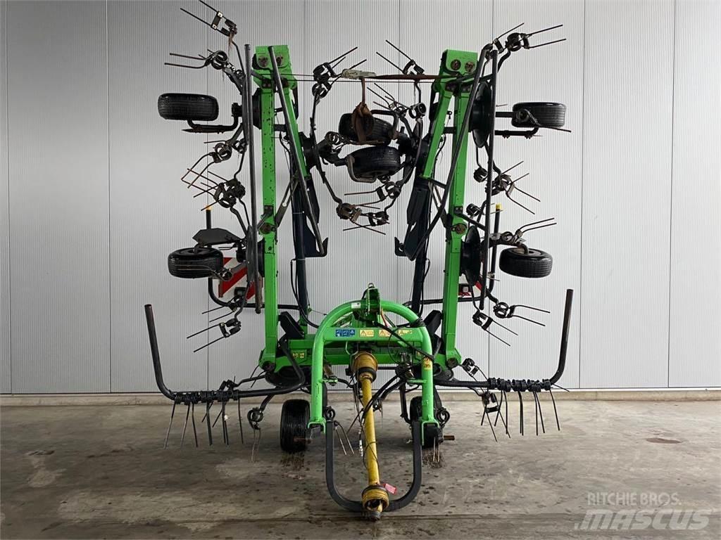 Deutz-Fahr 6917 Грабли-ворошилки