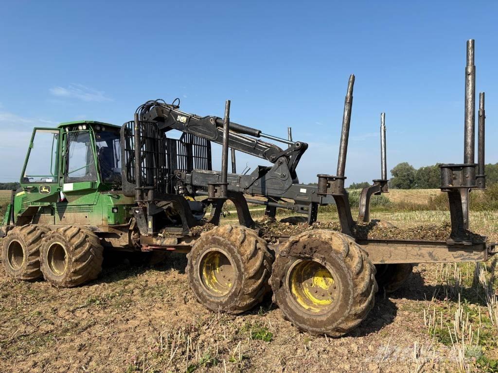 John Deere 1110G Форвардеры