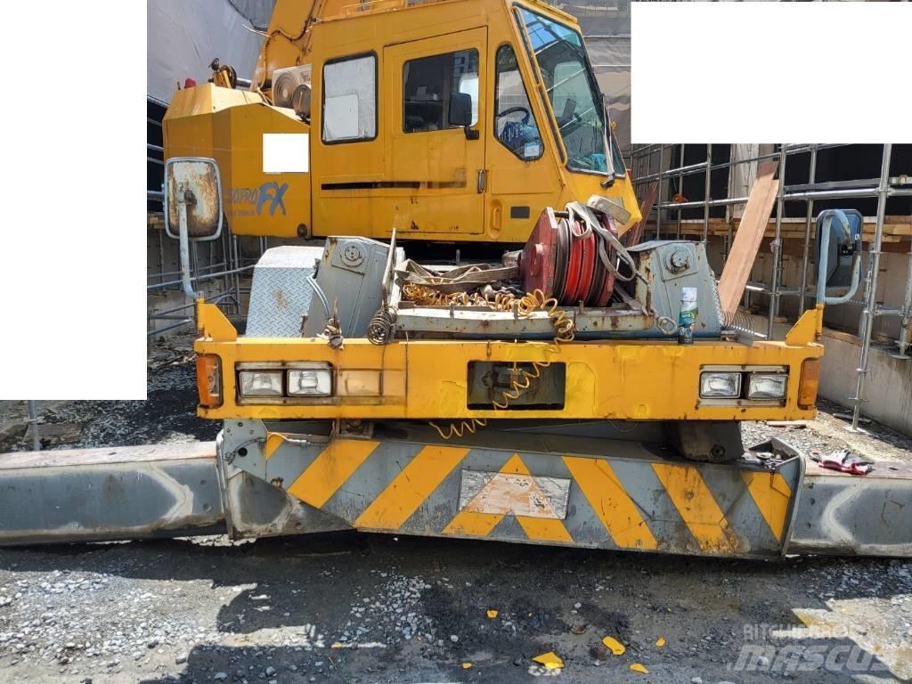Tadano TR 250 M-5 Автокраны вездеходы