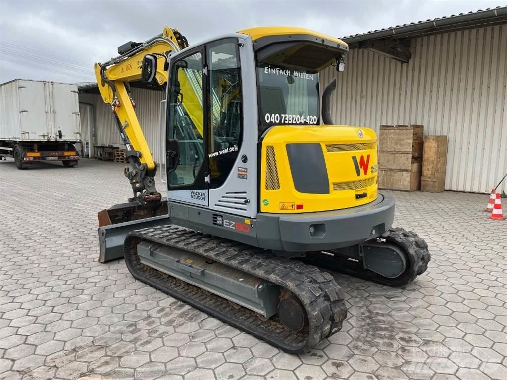 Neuson EZ80 Малые экскаваторы 7т-12т