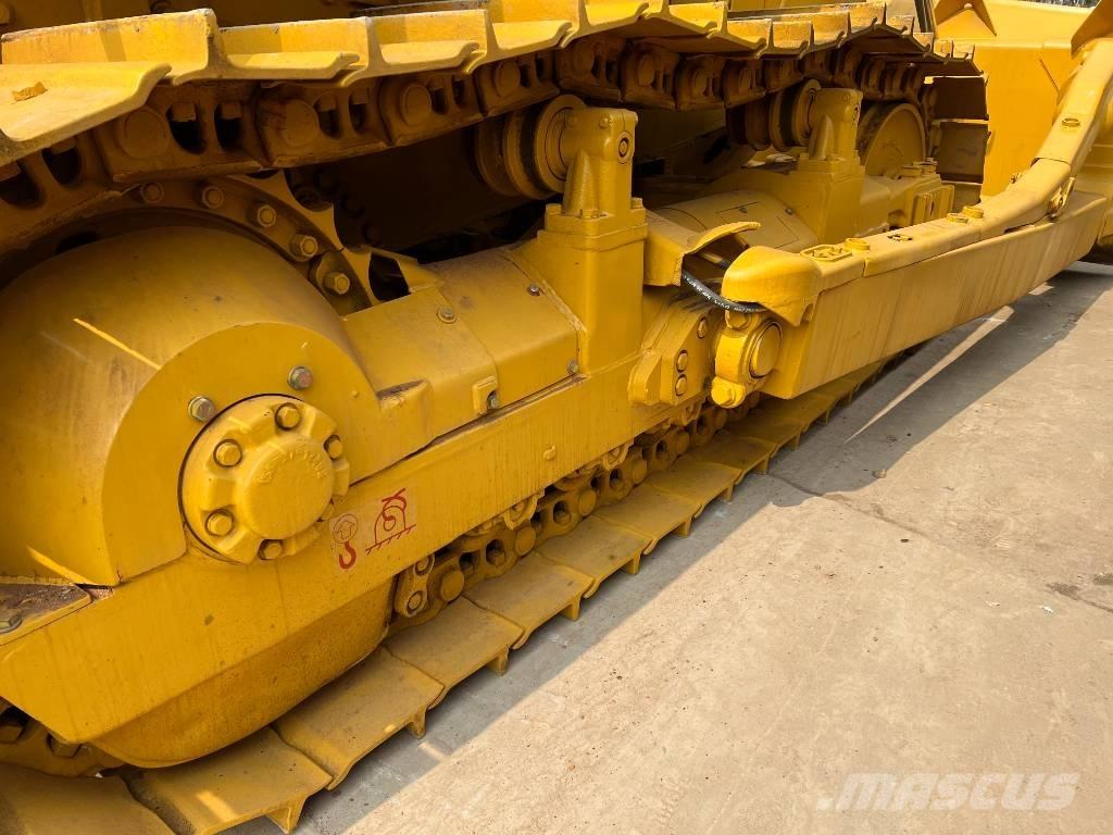 Shantui SD22 Гусеничные бульдозеры