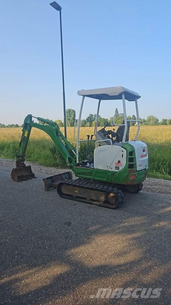 Takeuchi Tb 216 Мини-экскаваторы