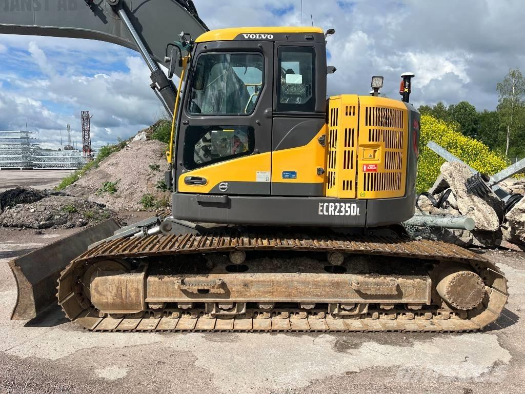Volvo ECR 235 D Гусеничные экскаваторы