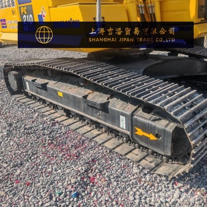 Komatsu PC 220 Гусеничные экскаваторы