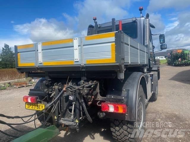Unimog U435 Грузовики-Самосвалы