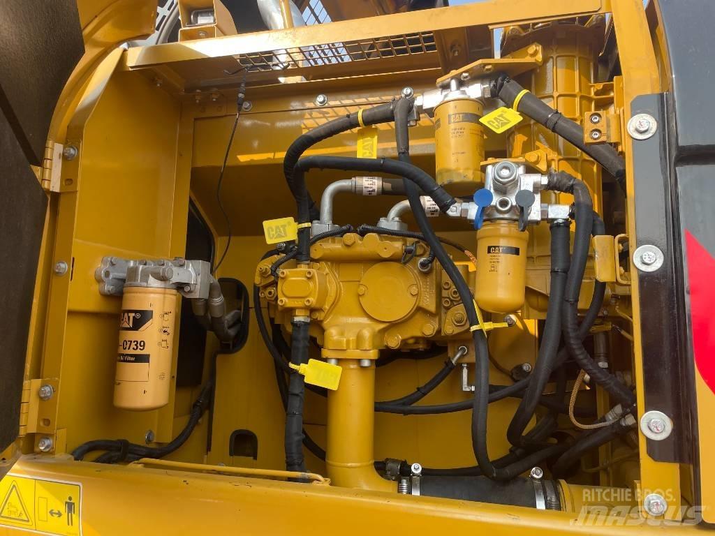 CAT 329 D Гусеничные экскаваторы