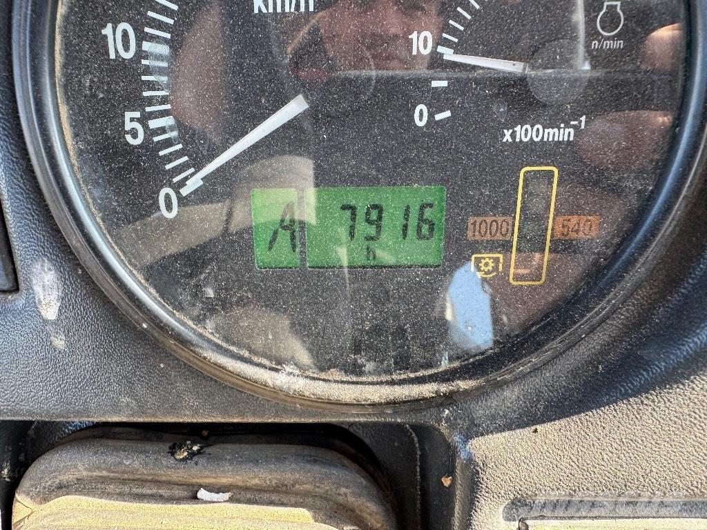Belarus 1025.4 Лесохозяйственные тракторы