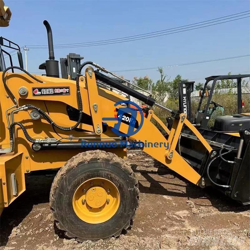CAT 420F Фронтальные погрузчики