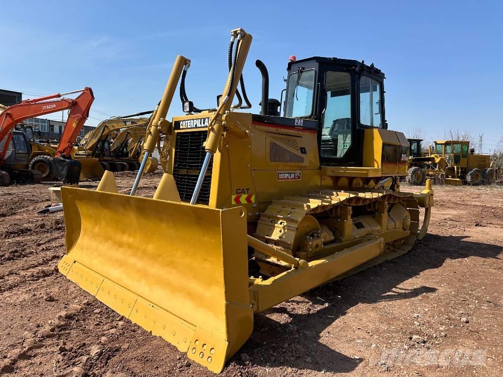 CAT D6G Гусеничные бульдозеры
