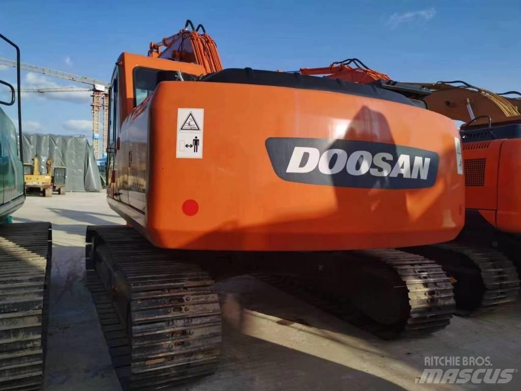 Doosan DH 220 Гусеничные экскаваторы