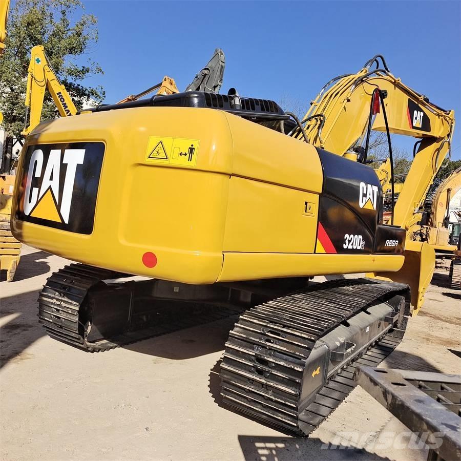 CAT 320D2L Гусеничные экскаваторы