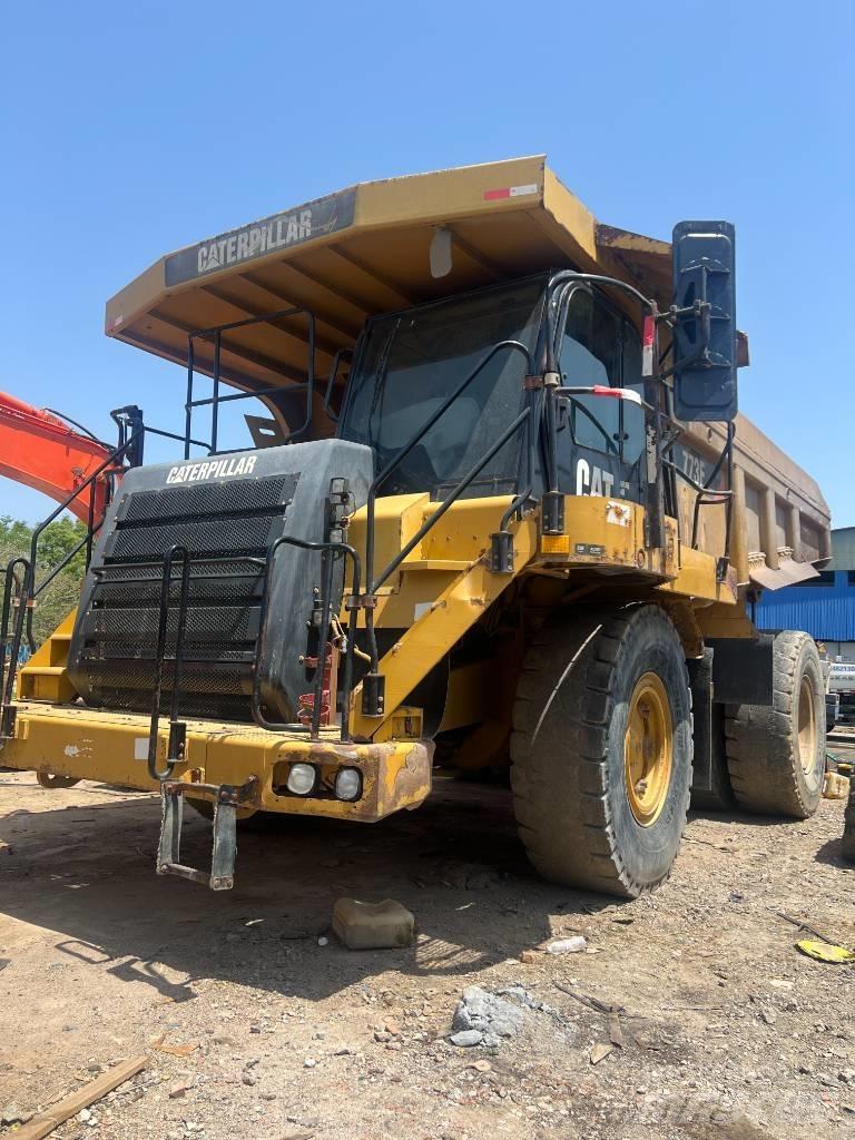 CAT 773F Карьерные самосвалы