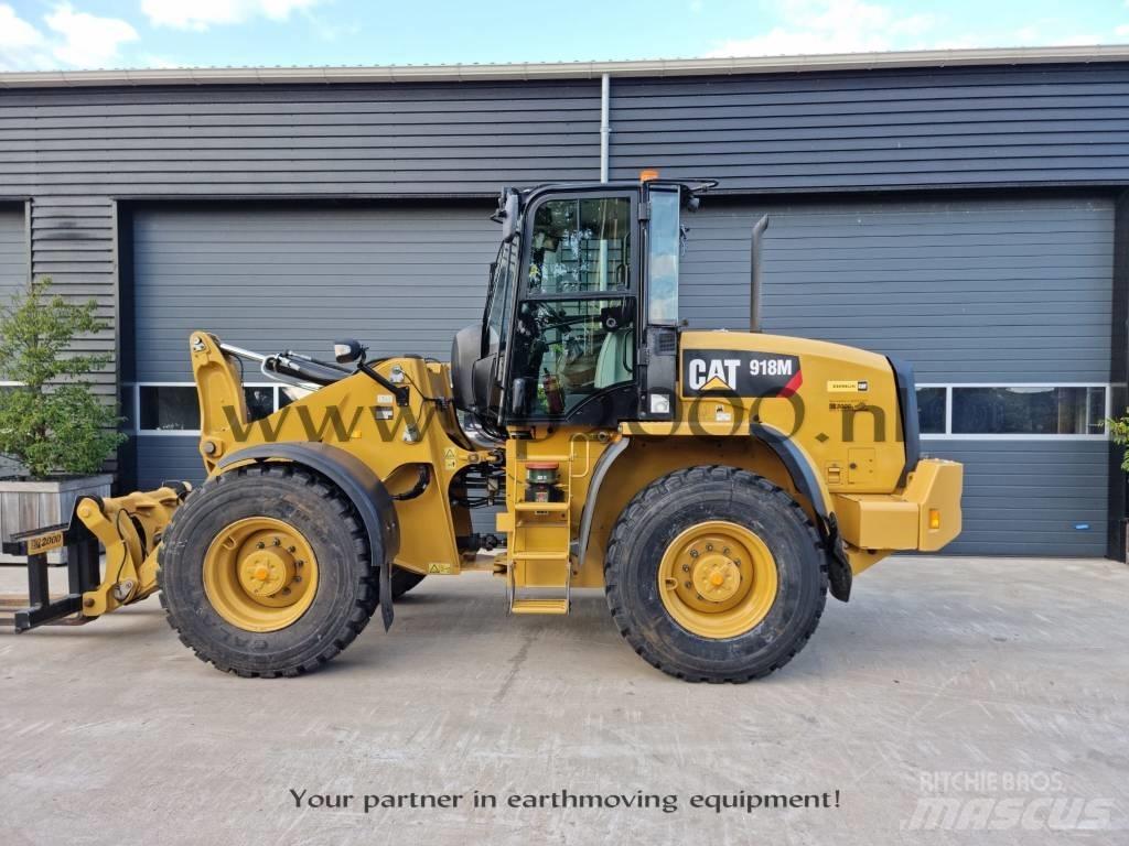 CAT 918 M Фронтальные погрузчики