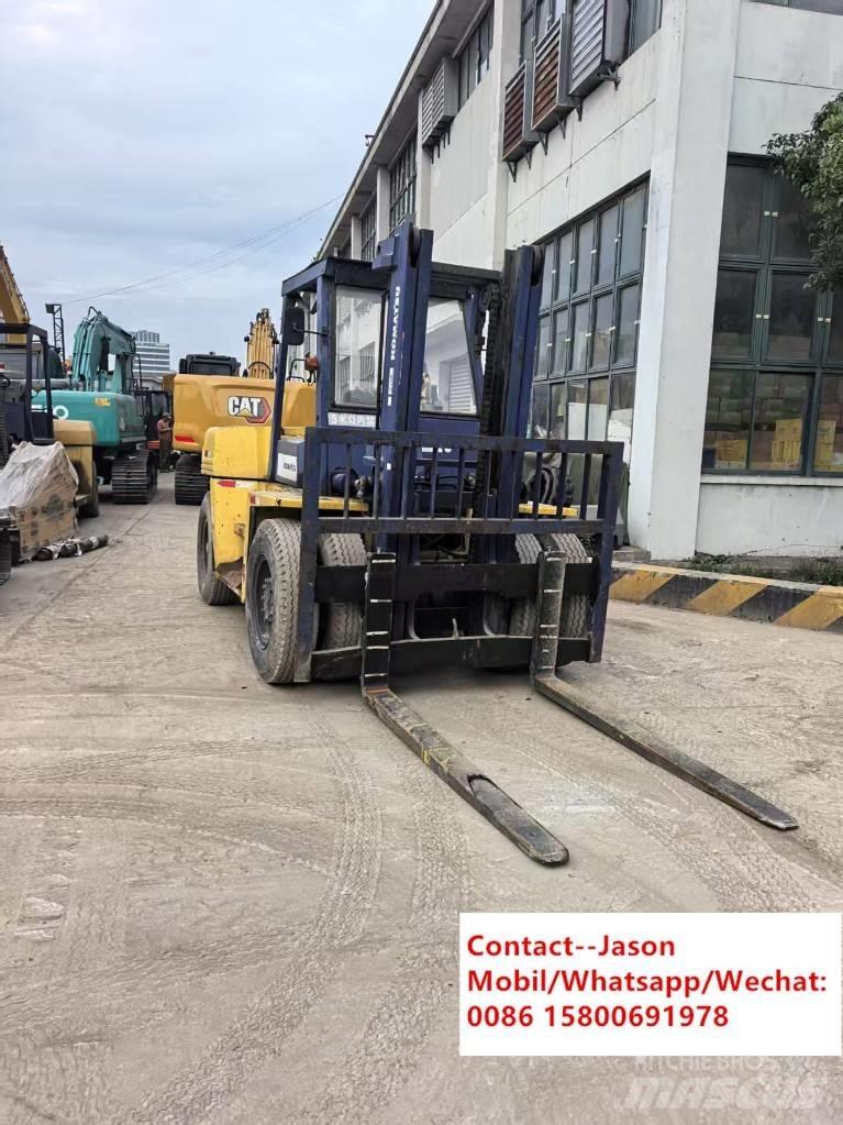 Komatsu FD 100-7 Дизельные погрузчики