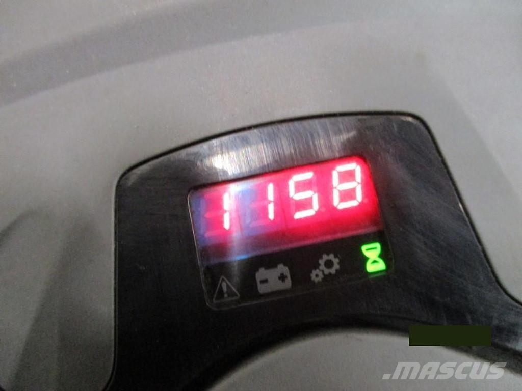 BT LWE180 Ручные электрические тележки