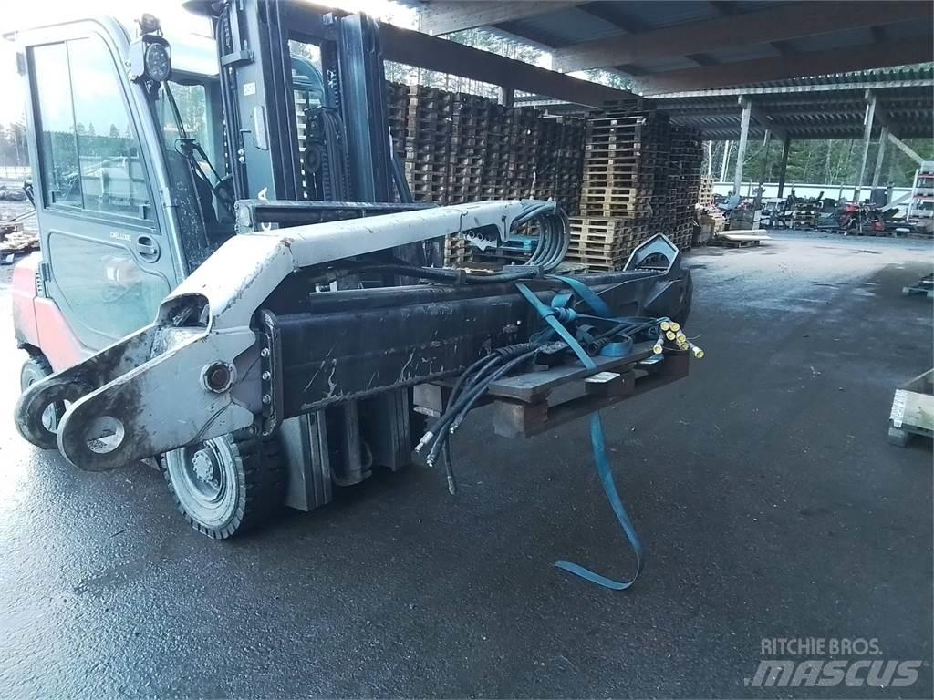 Komatsu 165F Манипуляторы для форвардеров