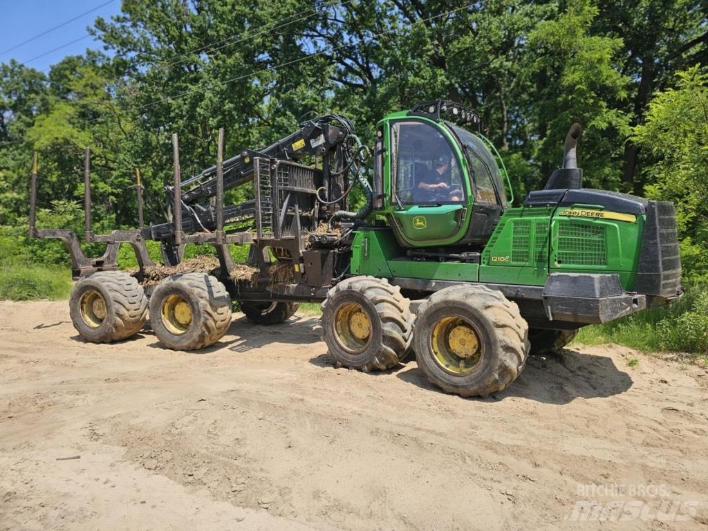 John Deere 1210 G Харвестеры