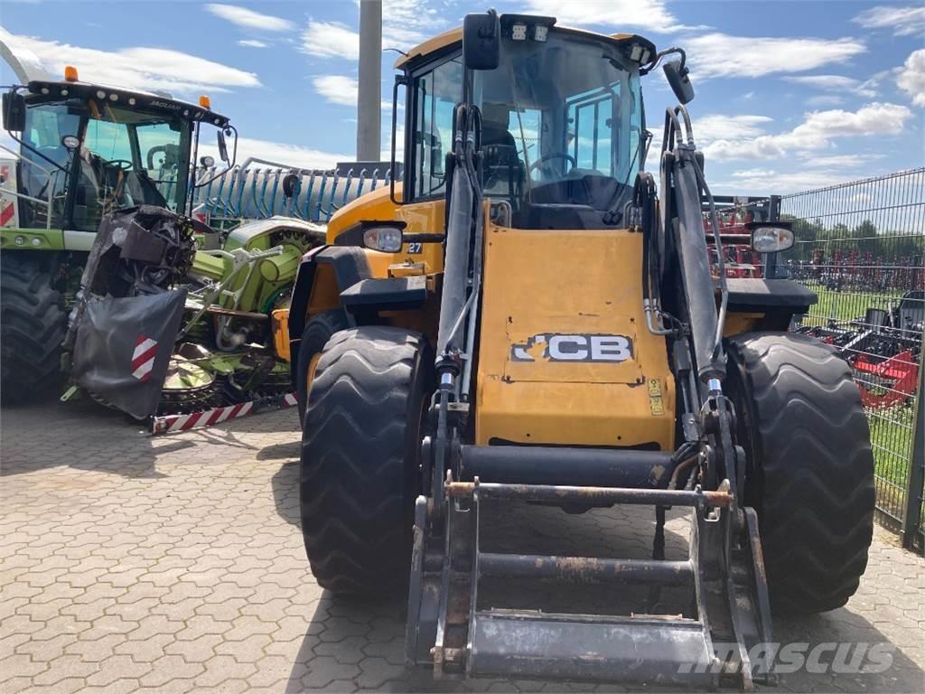 JCB 427 HT Фронтальные погрузчики